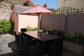 Woodbine Cottage - Tenby - 1