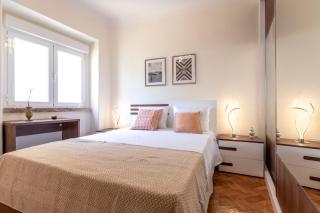 Like-home-T3 Apt-Campolide, near Amoreiras mall - Lisbon - 8