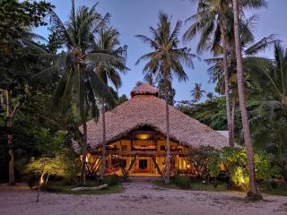 Coral Eye Boutique Resort and Marine Outpost - Likupang - 5