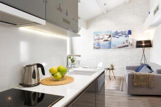 Eixample Building Apartments by Mercedes Heritage - 8