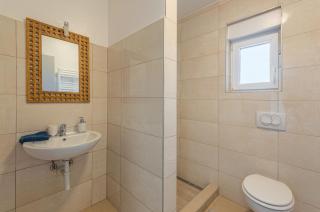 Lavander 3 private room with bathroom and balcony - Pula - 4
