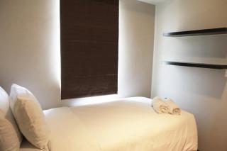 Deluxe and Comfortable 2BR The Springlake Summarecon Apartment By Travelio - Bekasi - 5