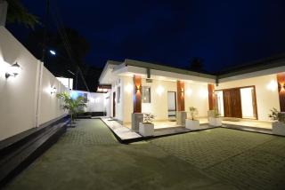 Diva Villa Airport Transit Hotel - Katunayake - 3