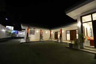 Diva Villa Airport Transit Hotel - Katunayake - 9