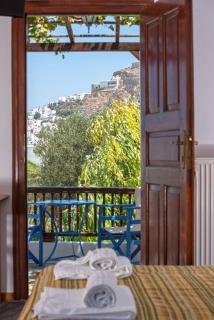Nicolas Pension - Skiros - 6
