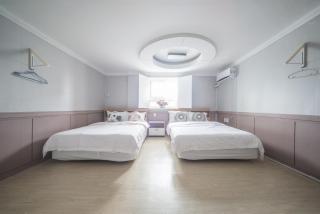 Daegu Dongseongro Gyeong`s Hostel - Daegu - 5