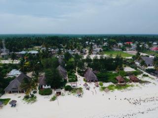 Blue Earth Beach Bungalow - Jambiani - 2