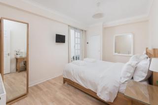 Brunswick Patio Apartment by MyHolidayLet - Brighton & Hove - 6