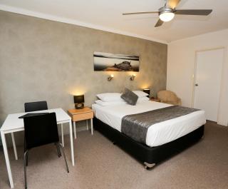Bella Villa Motor Inn - Forster - 2