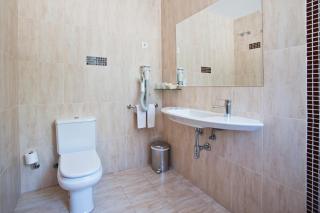 Hostal T4 - Paracuellos de Jarama - 8