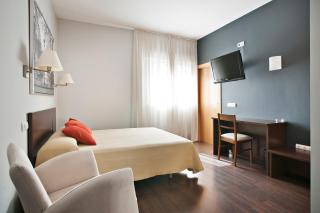 Hostal T4 - Paracuellos de Jarama - 7