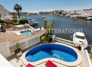 2009 Casa San Maurici con piscina by homeselectspain - Empuriabrava - 2