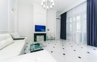 VIP apartment near Kreschatyk, 31а Pushkinska Street - Kiev - 0