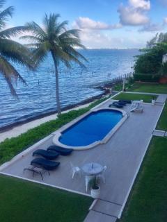 Flamingo Paradise Front by Cielo Maya - 2