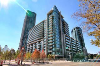 Lakefront living Downtown Toronto - Free Parking, Gym, Indoor Pool - 0