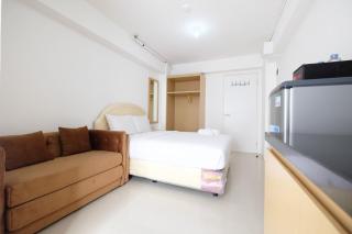 Affordable Studio with Sofa Bed at Bassura City Apartment By Travelio - 5