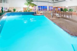 Ramada by Wyndham Enid - Enid - 7