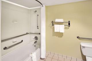 Days Inn by Wyndham Silver Spring - Silver Spring - 6