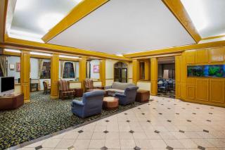 Days Inn & Suites by Wyndham Corpus Christi Central - Corpus Christi - 9