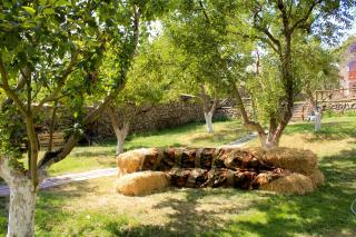 Garni HinYard - Garni - 3