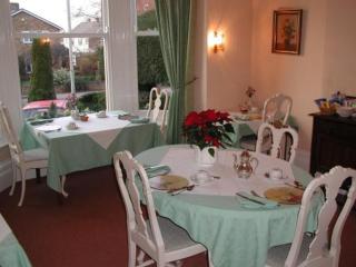 Badger Towers - Cheltenham - 3