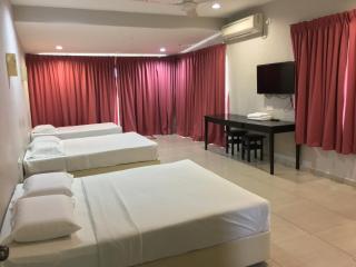 Meng Meng GuestHouse - Kuantan - 0