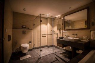 Lemon Tree Hotel Siliguri - Siliguri - 2