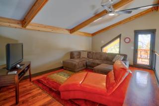 Crest Cabin - 5