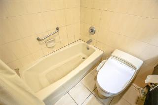 Hangzhou Xihu District ·Huanglong Sports Center Locals Apartment 00147450 - 5