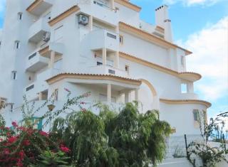 Albufeira Centrally Located Apartment with Pool View - Albufeira - 2