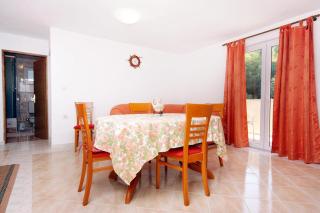 Apartments by the sea Basina, Hvar - 9673 - Vrbanj - 1
