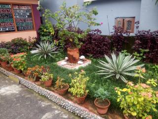 Galaxy Inn Guest House - Pokhara - 2