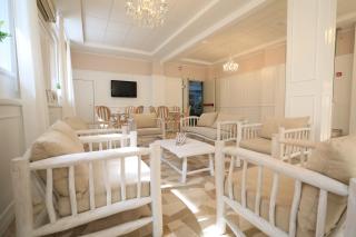 Hotel Continental - Pietra Ligure - 7