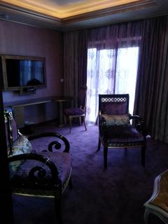 Q Hotel - 3