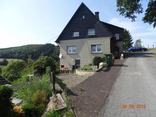 Haus-Panoramablick - Sundern - 0