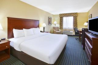 Quality Inn Marshall near I-69 - Marshall - 9