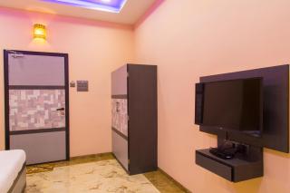 Hotel Tourister - Bombay - 3