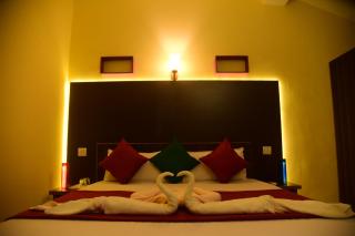Bliss Holiday In - 2