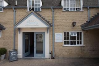 The Lodge at Broadway - 5