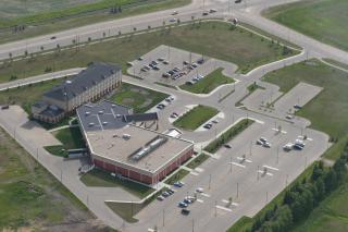 Camrose Resort Hotel - 4