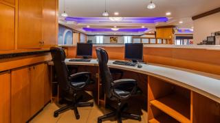 Best Western Premier Toronto Airport Carlingview Hotel - Toronto - 3