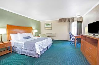 Days Inn by Wyndham San Jose Convention Center - 2