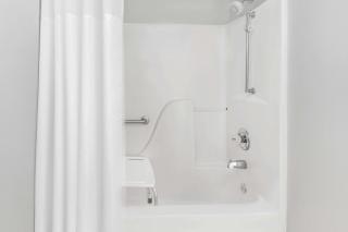 Super 8 by Wyndham Bay St. Louis - Bay Saint Louis - 7