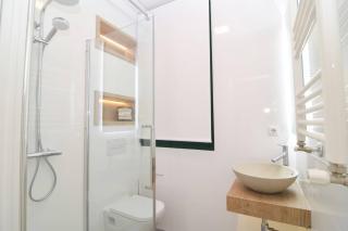 Five Windows to La Latina by Batuecas - Madrid - 7