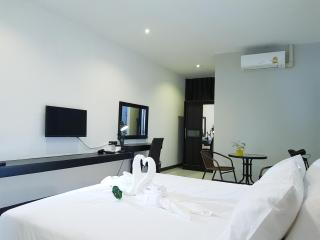 Azz Hotel - Chiang Mai - 0