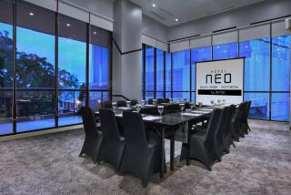 Hotel Neo Gajah Mada Pontianak by ASTON - Pontianak - 4