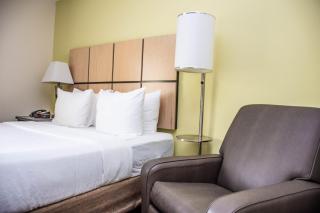 Candlewood Suites Overland Park W 135th St by IHG - Overland Park - 9