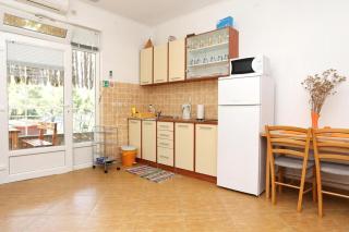 Apartment Zuljana 10233b - 1