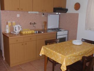 Apartments by the sea Businci, Ciovo - 12565 - 3
