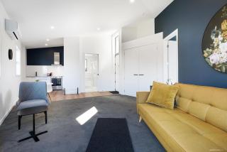 Brand New One Bedroom Apartment - Queenstown - 9